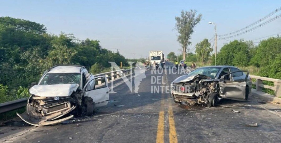 Cinco heridos tras un violento choque frontal sobre la Ruta 38