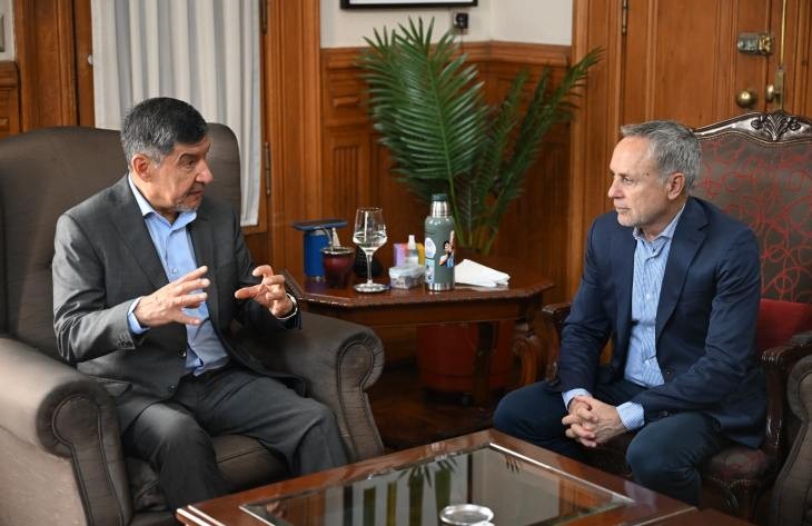 Acevedo y Cabral analizaron el avance de obra en distintos emprendimientos habitacionales
