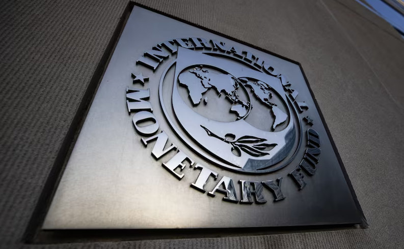 El FMI espera menor crecimiento y mayor inflación en 2025