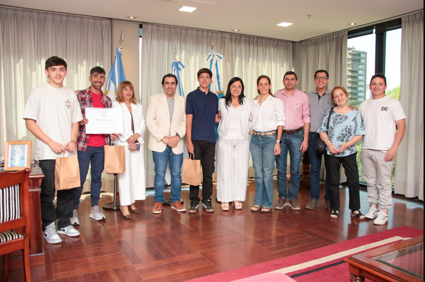 Deportistas tucumanos de alto rendimiento en la Legislatura