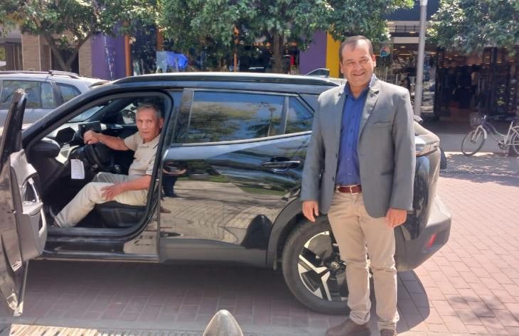 Comercio Interior, hizo posible que un vecino de Alberdi recupere su auto 0 km