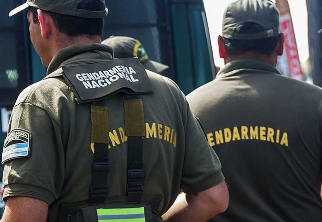 Córdoba: La justicia investiga a 23 gendarmes acusados de presunta coimas a camioneros 