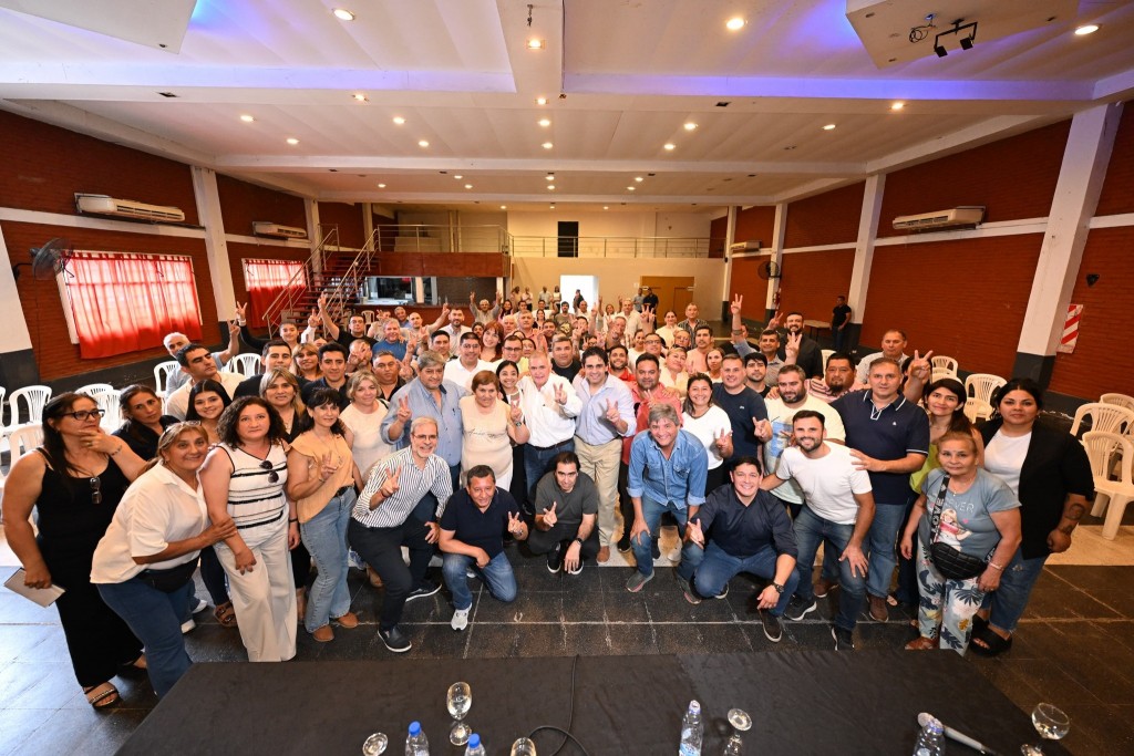 Jaldo encabezó en Alberdi una reunión con los candidatos del Frente Tucumán Primero