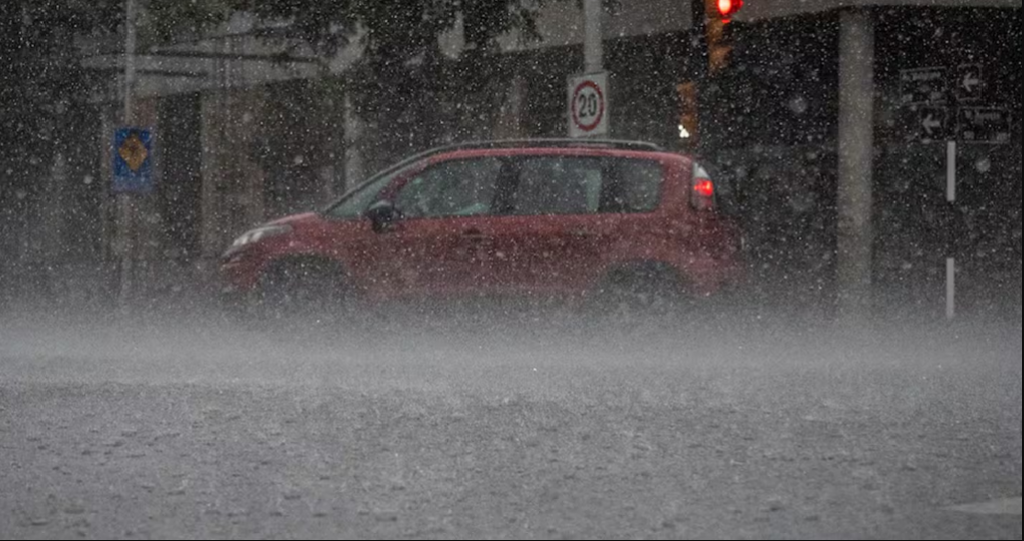 Un temporal azota el AMBA