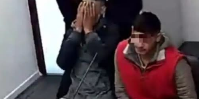 "Homero" y "Desvelado" utilizaron cuchillos para robar un celular camino a Ohuanta 