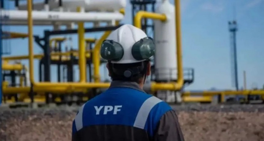 Caso YPF: Extienden medidas cautelares para dos acusados y absuelven a un tercero