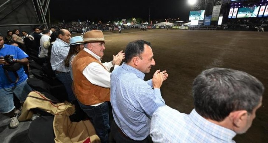 Jaldo participó de la segunda noche de la Fiesta Nacional e Internacional del Caballo en Trancas