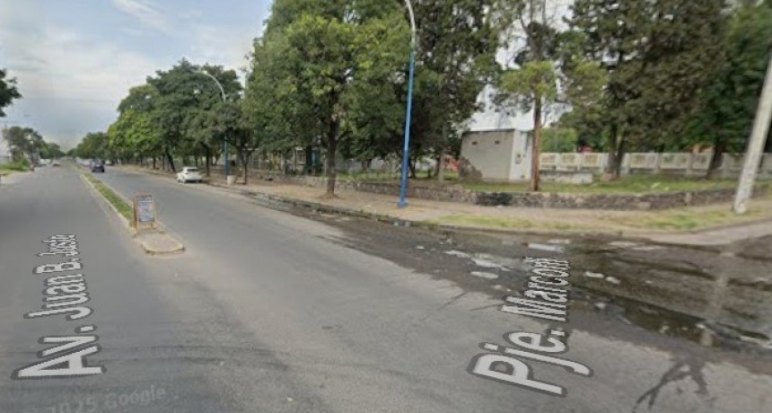 Violento intento de robo a un motociclista al norte de la Capital