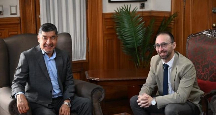 Miguel Acevedo se reunió con el secretario contable del Siprosa 