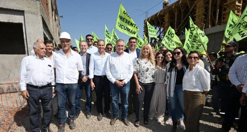 Jaldo recorrió la primera etapa del Procrear Tucumán