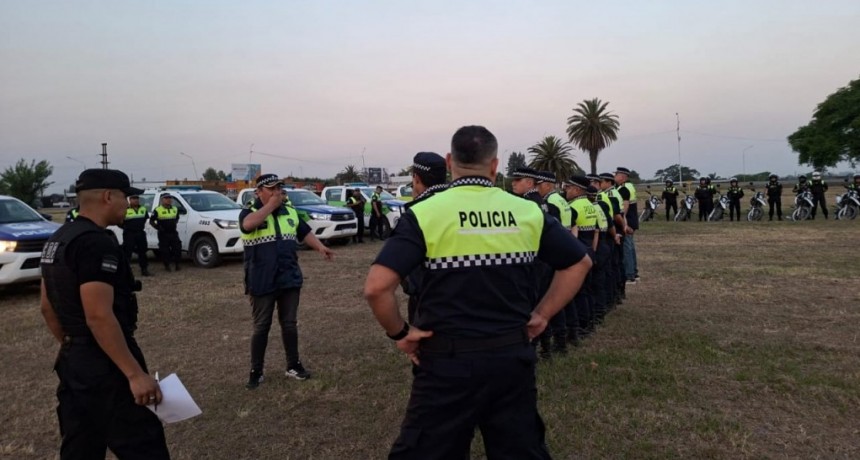 Con fuerte presencia policial refuerzan la seguridad en las calles del Este