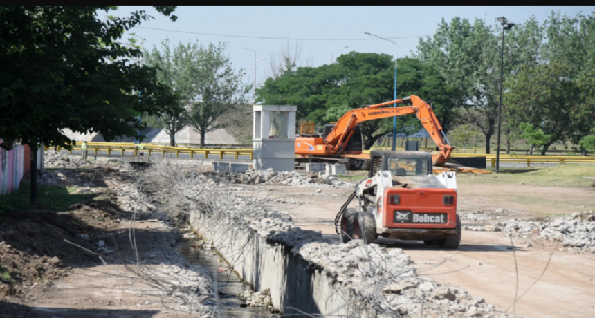 Ejecutan una obra clave para evitar anegamientos en la zona sureste de la capital
