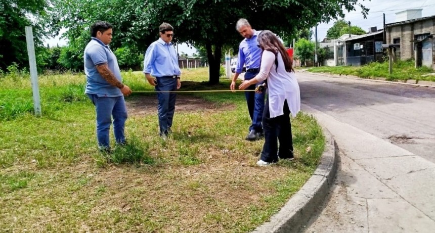 Agüero Gamboa recorrió barrios de la Capital y dialogó con vecinos