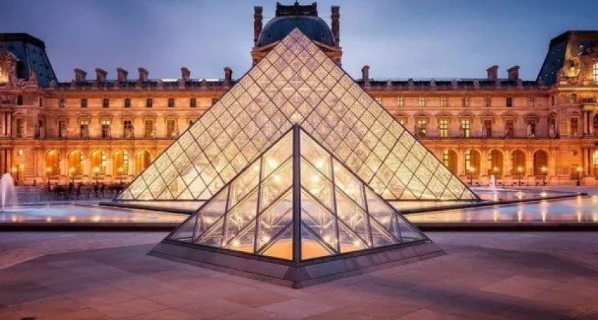 Robo de joyas en el Museo del Louvre cinco detenidos 