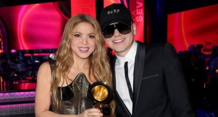 Shakira y Bizarrap triunfan en los Latin Grammy con su Colaboración en las 'Music Sessions Vol. 53'