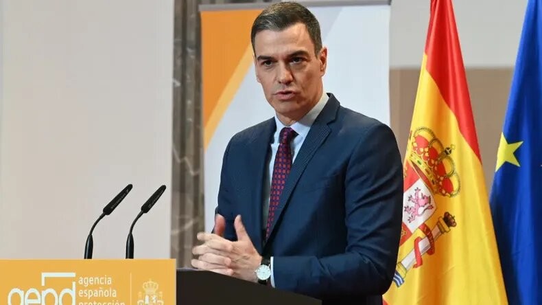 Valencia: Sánchez anunció ayuda económica para cada víctima de la DANA