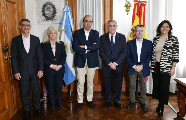 Jaldo recibió al Cónsul General de España en Córdoba