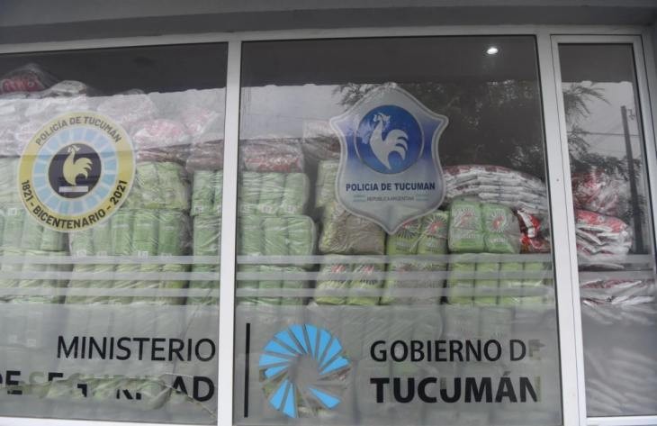 Detuvieron al dueño de la mercadería que estaba en Manantial Sur