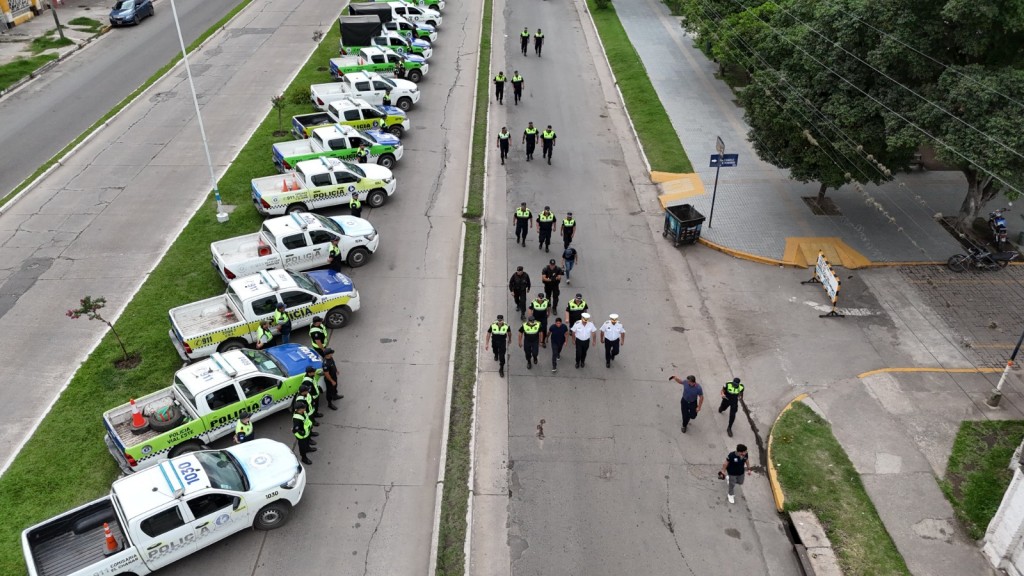 La Policía realizó un mega operativo preventivo en Banda del Río Salí y Alderetes