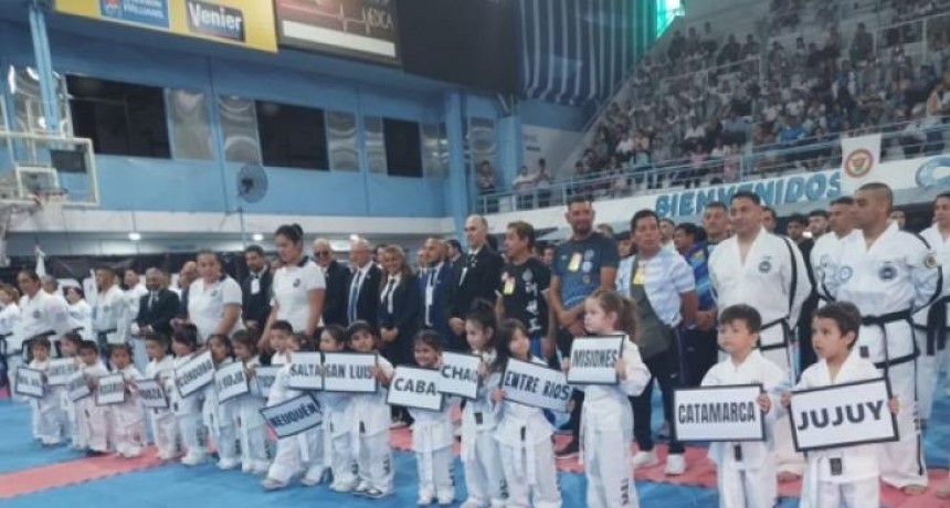 Tucumán organizó el Primer Campeonato Nacional de taekwondo para policías