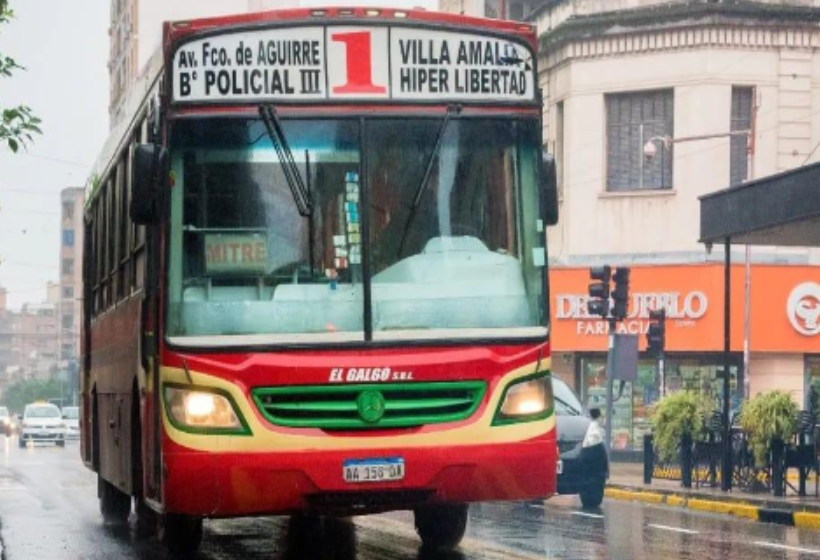 Este viernes continúa el paro de colectivos en la Capital