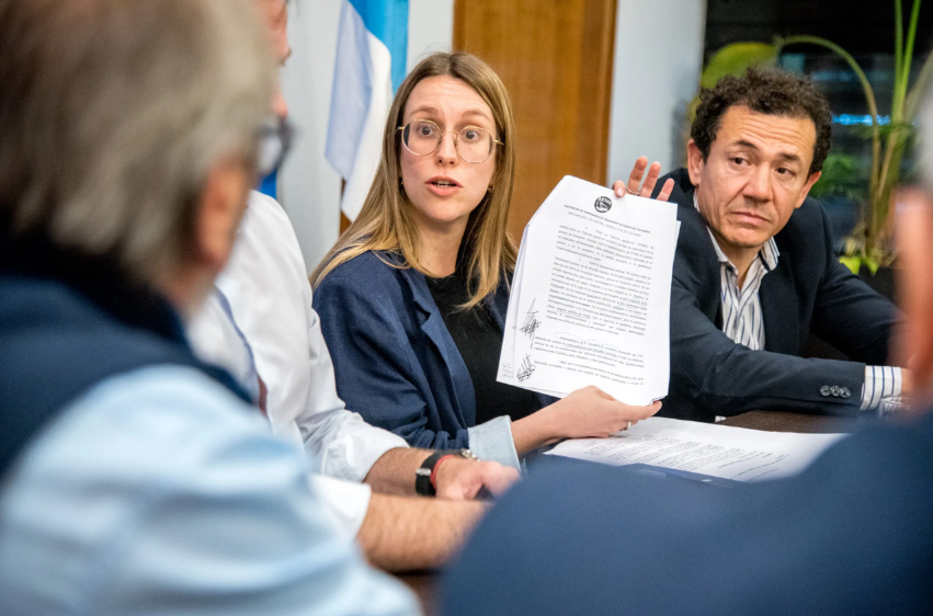 "Esta historia ya la conocemos, la verdad que es una foto de una película que se repite; parece que está armado"
