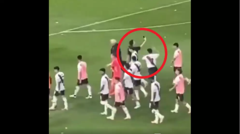 El hincha que recibió una trompada en el superclásico habló de la actitud de Salas