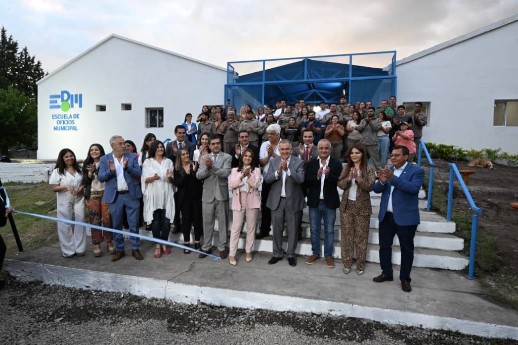 Jaldo inauguró la Escuela de Oficios Municipal de Tafí Viejo