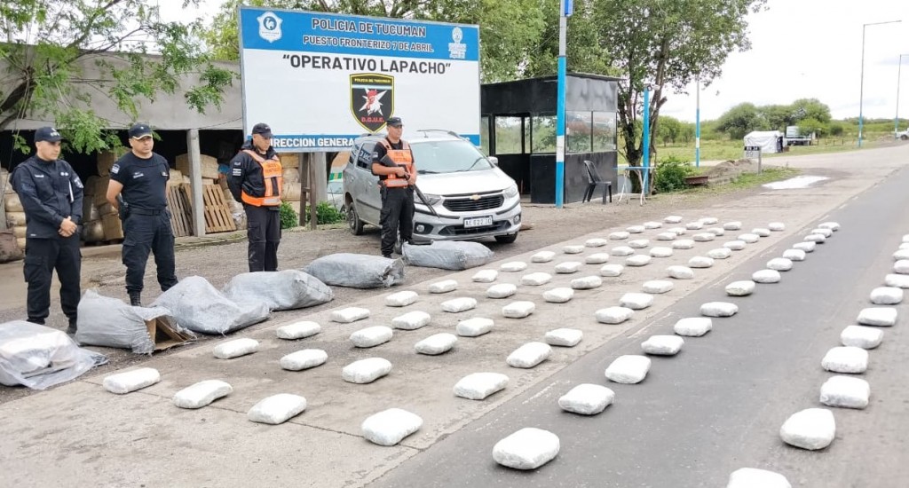 La Policía secuestró alrededor de 120 kilos de marihuana