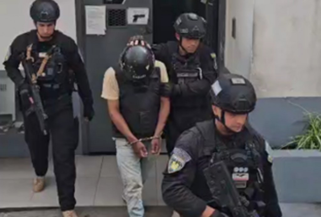 Un equipo del CERO concretó la extradición de un detenido desde la provincia de Buenos Aires