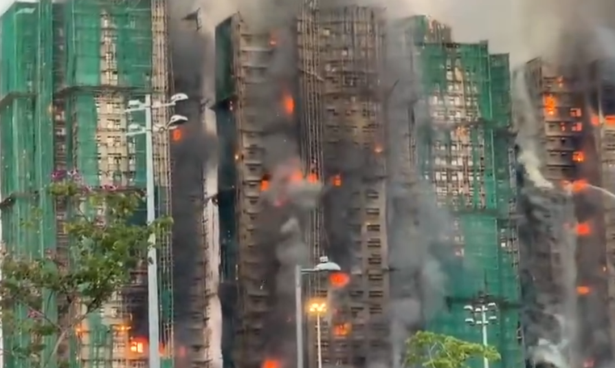 Tragedia en Hong Kong: ya son 44 las víctimas fatales por el feroz incendio