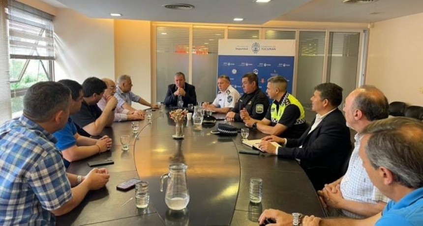 El secretario de Seguridad recibió a autoridades de la Cámara de Supermercados para coordinar acciones