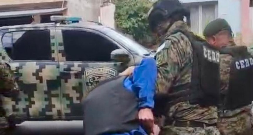 Un equipo del CERO viajó a Mendoza para trasladar a un criminal solicitado por la Justicia tucumana