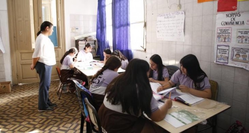 Más de 21.000 estudiantes primarios de Tucumán rinden las Pruebas Aprender