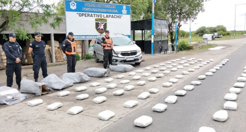 La Policía secuestró alrededor de 120 kilos de marihuana