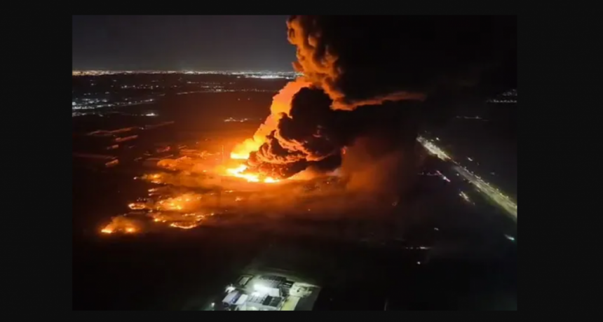 Tremendo incendio en El Polo Industrial de Ezeiza
