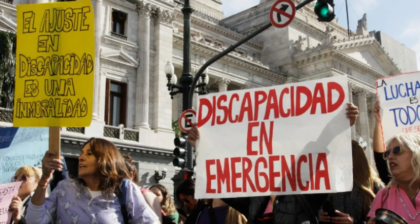 Ordenan restablecer las pensiones por discapacidad suspendidas en todo el país