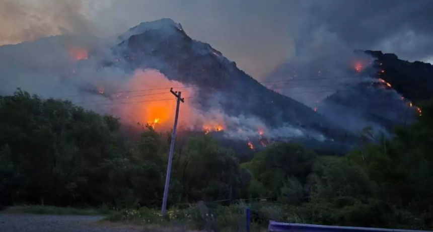Incendio en Epuyén afectó alrededor de 260 hectáreas