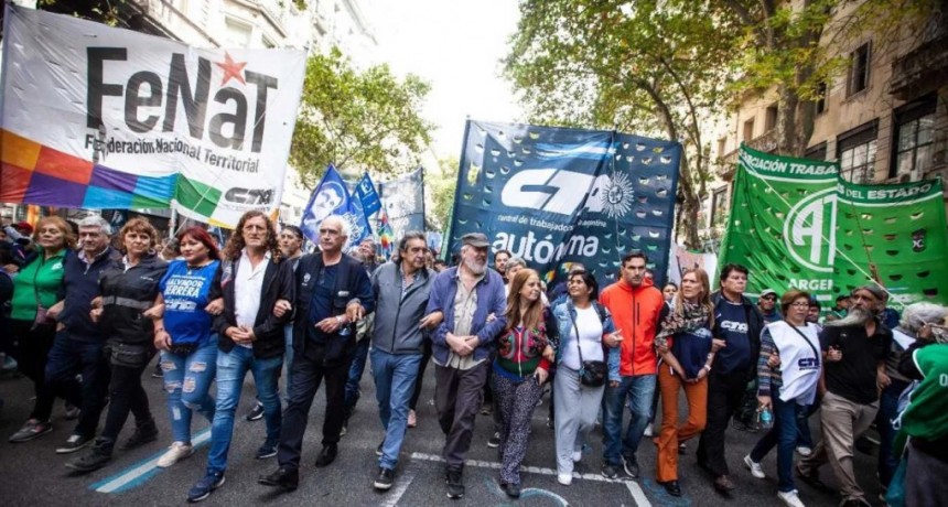 Las dos CTA se movilizan en reclamo de un salario mínimo, vital y móvil que esté “por encima de la pobreza”