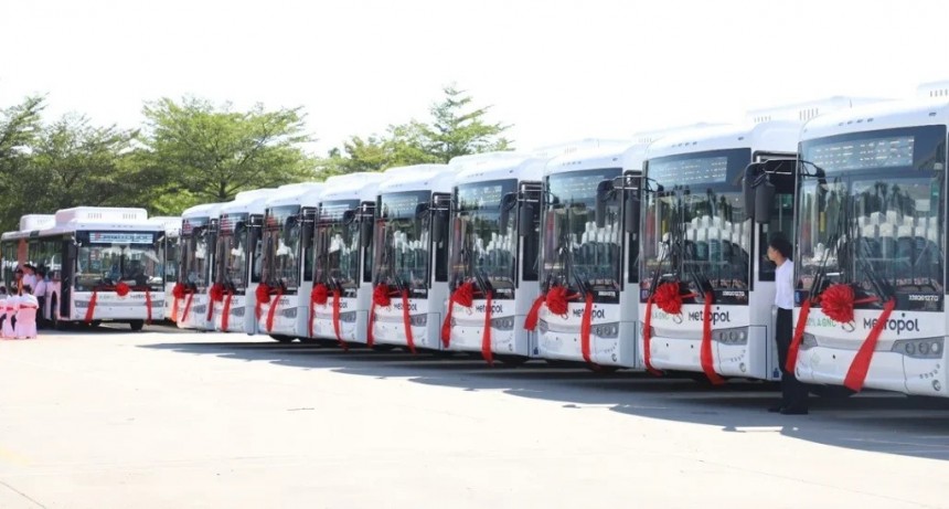 Empresa argentina compró 150 colectivos impulsados a GNC a China 