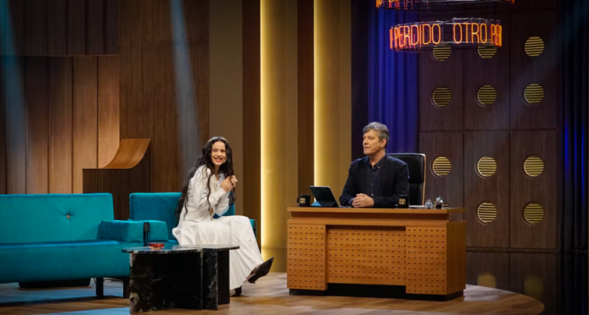 Rosalía visitó a Mario Pergolini en "Otro día perdido"