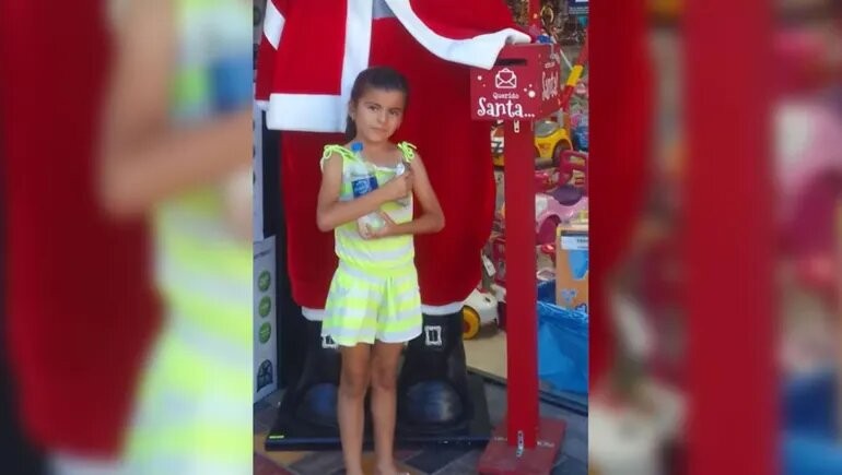 Una niña de 7 años, que se estaba desaparecida, fue hallada sin vida en el ropero de un vecino