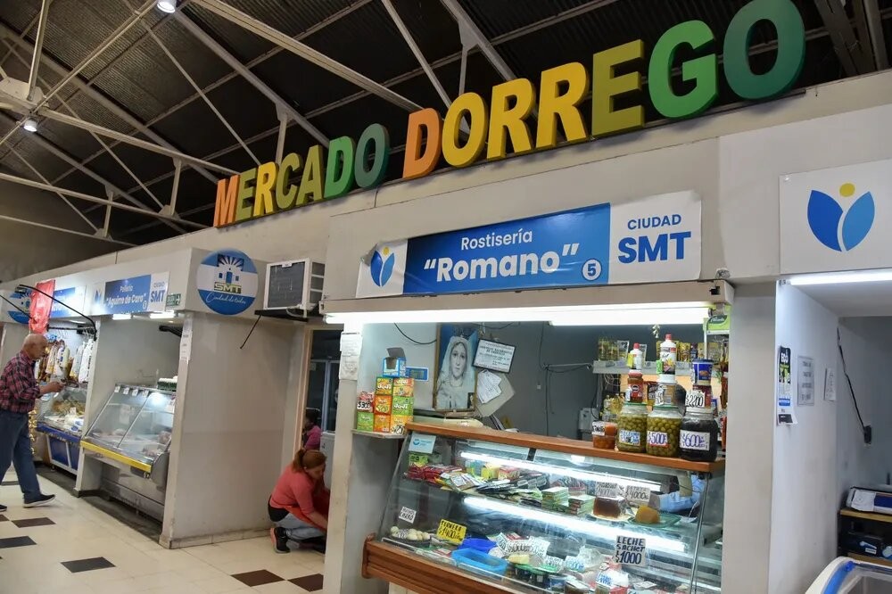 Los vecinos encontrarán ofertas para la mesa de Año Nuevo en el Mercado Municipal Dorrego