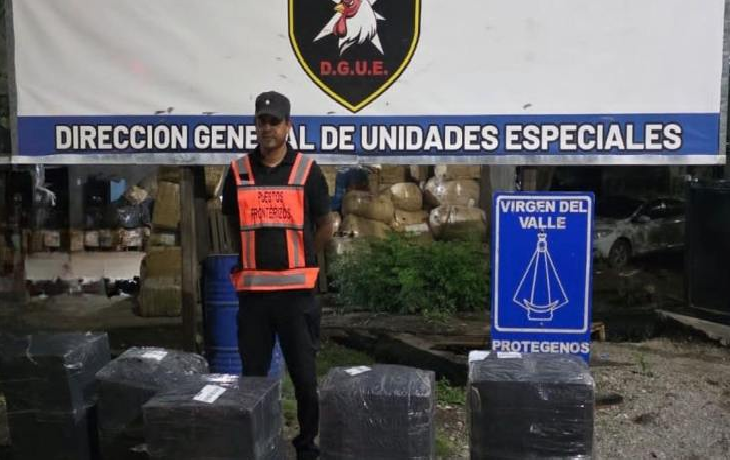 Operativo Lapacho : Incautan 100 kilos de hojas de coca y mercadería ilegal