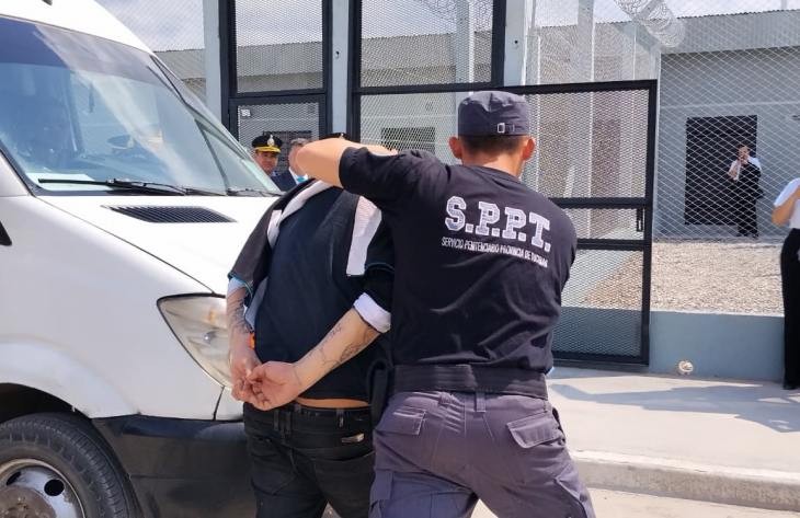 Un grupo de internos fueron trasladados al penal de Benjamín Paz