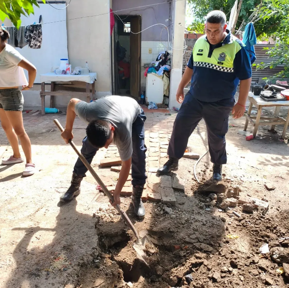 Rescatan a un niño que cayó en un pozo en Las Cejas