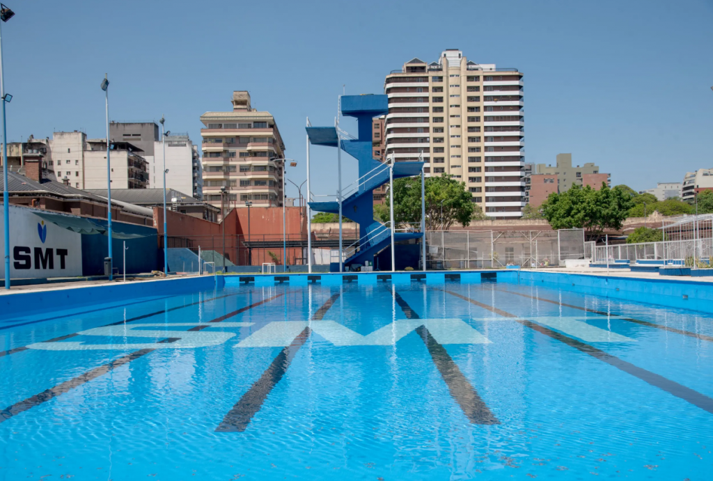 Inscripciones abiertas para disfrutar de la pileta y la Colonia de Vacaciones del Complejo Ledesma