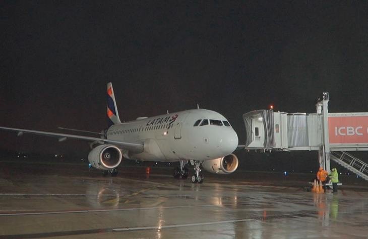 Arribó el primer vuelo de Lima: Tucumán se afianza en el mercado internacional