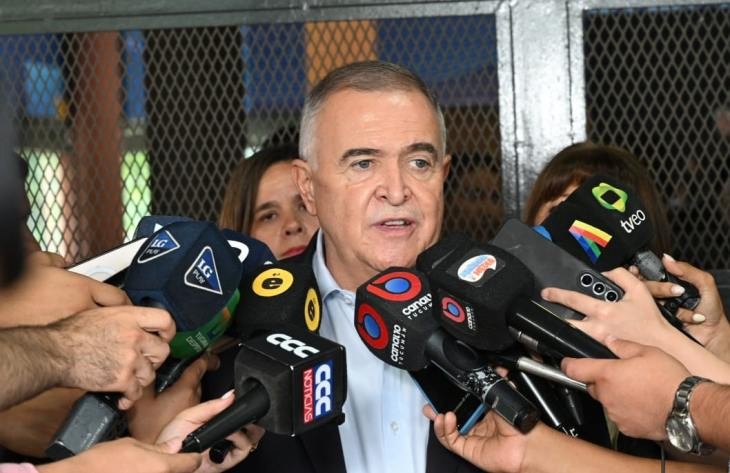 El gobernador brindará asistencia financiera, para la concreción de una obra hidráulica de gran envergadura