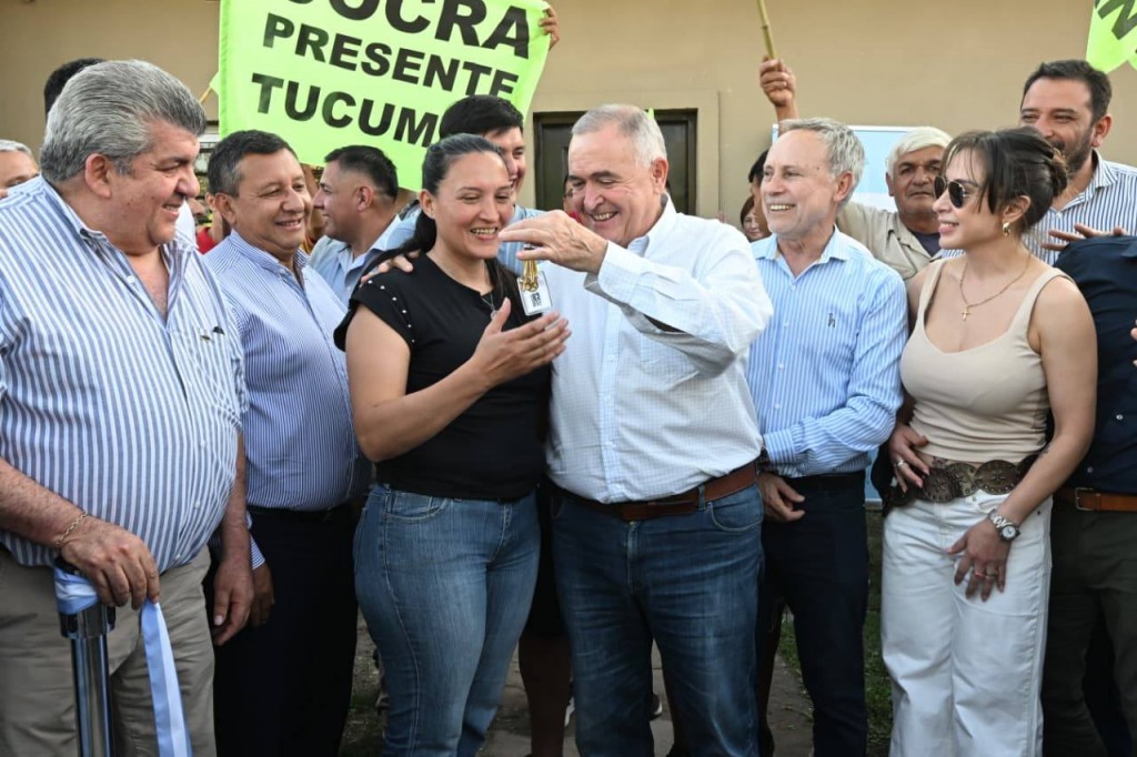 En Río Seco Jaldo entregó viviendas e inauguró obras de infraestructura